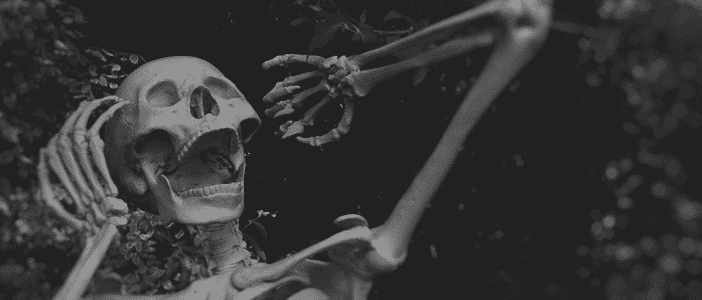 esqueleto|fantasmas